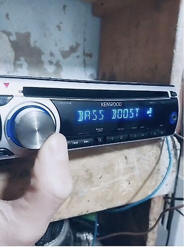 Kenwood e252stn tam orginal hec bir problemi yoxdu Disq aux isdiyir