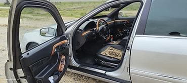 volkswagen passat: Mercedes-Benz 320: 3.2 l | 1998 il Sedan — 9
