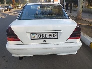 sənədsiz maşın satışı: Mercedes-Benz 200: 1.8 l | 1995 il Sedan — 3