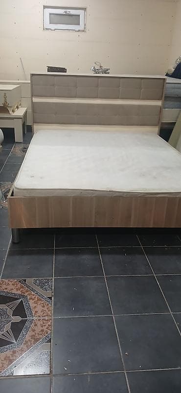 Мебель: Yataq otağı mebel dəsti Tərkib: - 4 qapılı qarderob: iki mərkəzi — 2