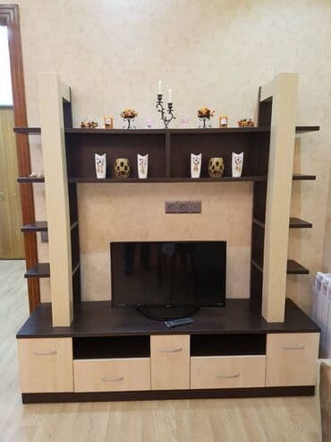 gence ev kirayesi: Gənclik metrosuna yaxin Təhsil nazirliyinə yaxin 16 mertebeli binanın — 8