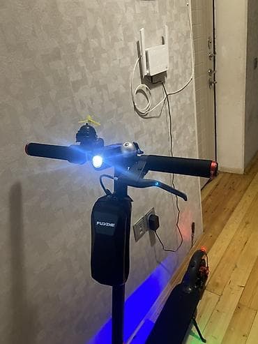 Yeni Elektrik samokat 6", 251 - 350 Vt, 26 - 35 km/s, Ünvandan götürmə — 1