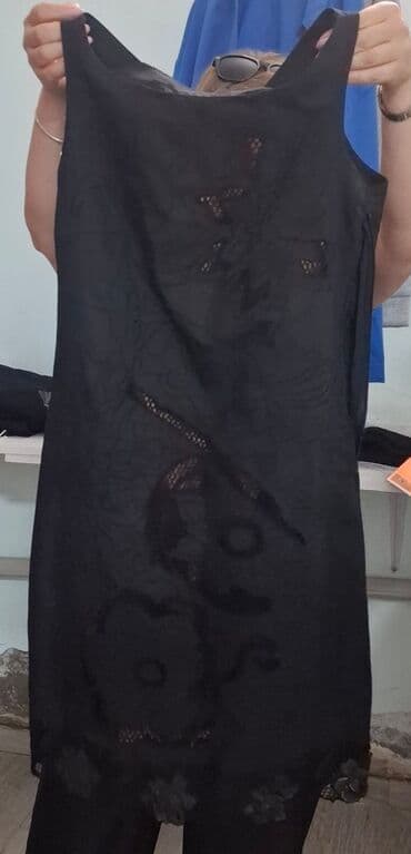 доски на заказ: Zərif qara rəngli, strapless mini don təqdim olunur. Bədənə oturan — 4