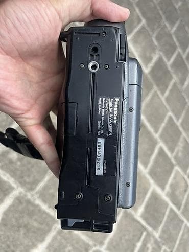 Panasonic NV-VX55EN VHS-C video kamera Adaptoru yoxdur