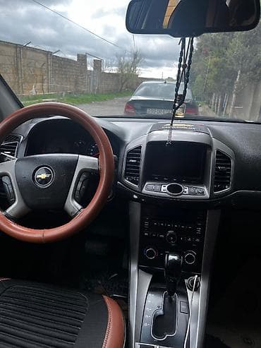 şevrolet captiva: Chevrolet Captiva: 2.4 l | 2013 il 279458 km Ofrouder/SUV — 4