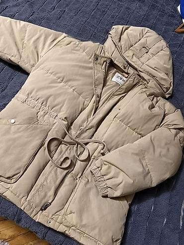 ZARA qadın puffer gödəkçə - Rəng: bej - Model: kapüşonlu, beldə