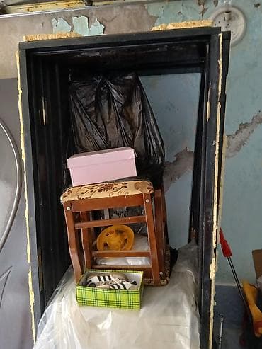 demir bocka: Metall giriş qapısı – dekorativ relyefli dizayn - Material: qalın — 3