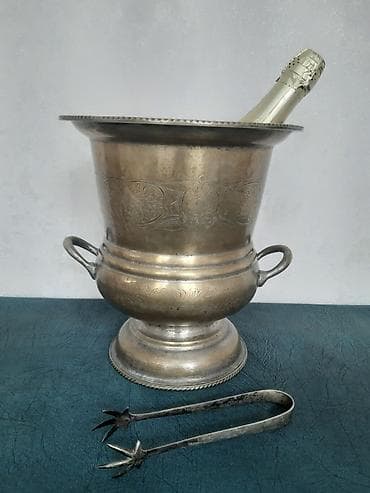 Klassik üslublu metal şampan/şərab soyuducusu və buz üçün maşa dəsti