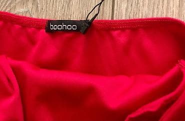 bts canta: Красное вечернее платье boohoo без бретелей. Новое, с этикеткой — 3