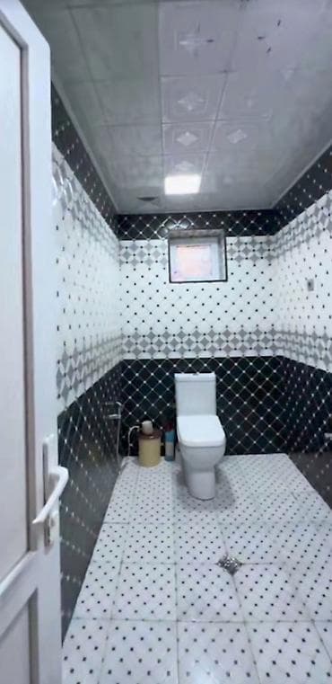 Гаражи: 120 м², 4 комнаты — 4