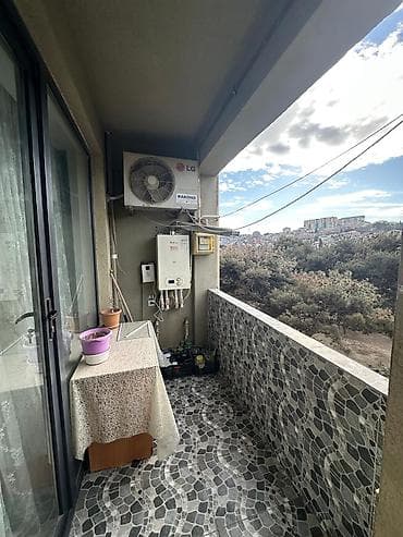 Kommersiya daşınmaz əmlakı: Qaraçuxur qəs., 2 otaqlı, Yeni tikili, m. Neftçilər, 65 kv. m — 8