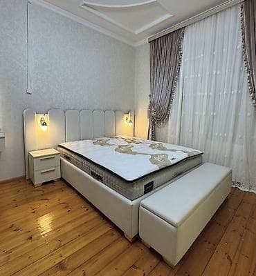 şüşə masa: İkinəfərlik çarpayı, Dolab — 2