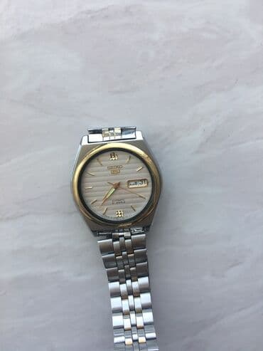 Qol saatı, rəng - Gümüşü