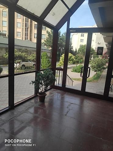 gence hostel: Gənclik metrosunun yanında, Koroğlu Rəhimov küçəsi 13a ünvanında, ABU — 9