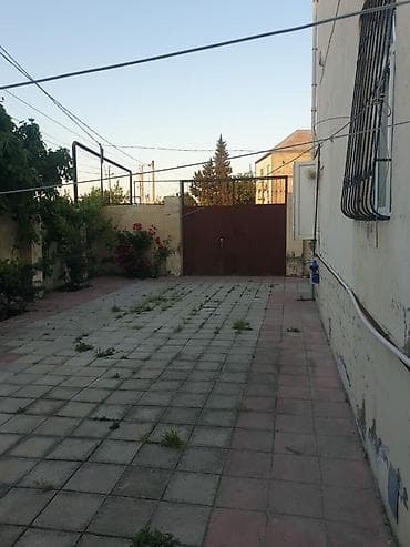 ev itileri: Biləcəri qəsəbəsində, Hərbi Polis Qarnizonu və abidənin yaxınlığında — 5