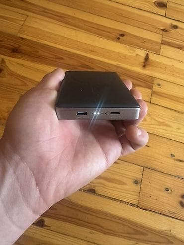 phone 13 pro: TƏCLİ SATLIR JORROOM maqnitli simsiz powerbank Xüsusiyyətlər: - — 3