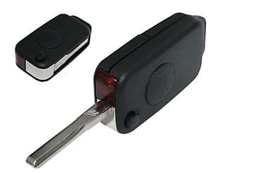 18 AZN Mercedes açar korpuslari satılır təzədir üstündə açarı da