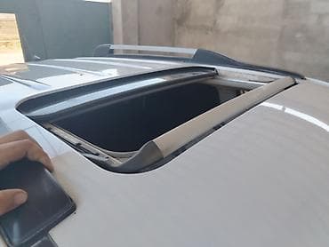 hyundai ekskavatorlar: Hyundai Tucson V6 – ağ rəngli, şəhər və yolsuzluq üçün praktik — 6