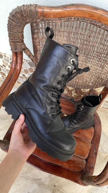 qadın çəkmə: Ботинки зимние очень теплые и удобные носились только один зимний — 1