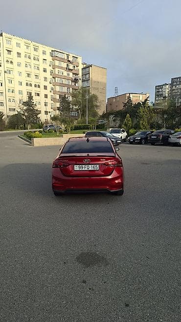 accent 1996: Hyundai Accent: 1.6 l | 2018 il Sedan — 4
