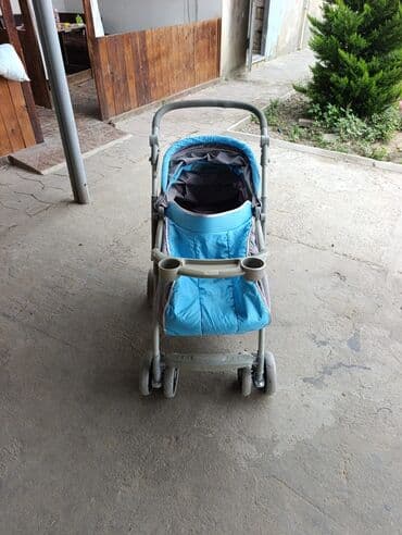 прогулочная коляска: Классическая прогулочная коляска, Б/у, Самовывоз — 1