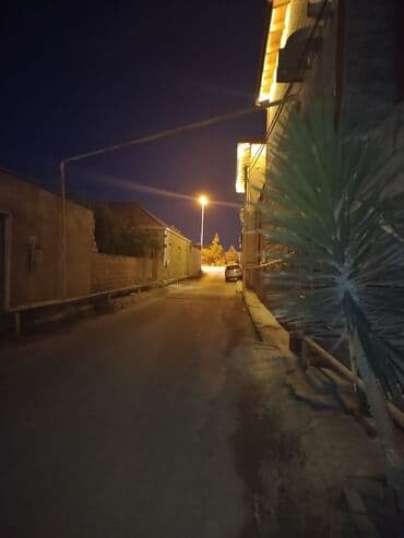 Həyət evləri və villaların satışı: Həyət evi – geniş həyətli - Aydınlatmalı, beton örtüklü geniş həyət — 4