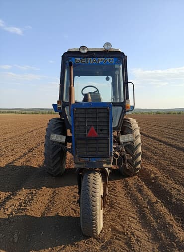 belarus traktoru: Belarus MTZ traktoru - Model: Belarus (MTZ) 80/82 seriyası (üzərində — 1
