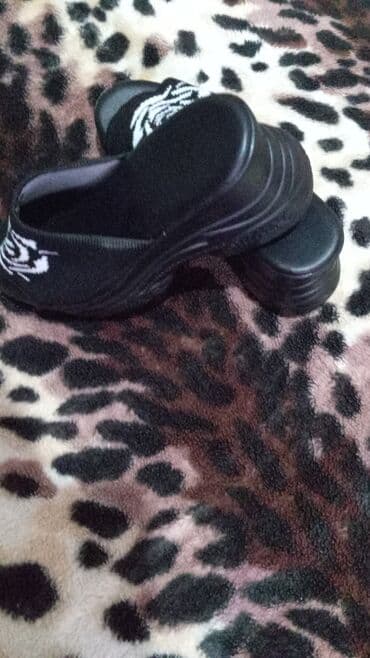 Угги: Домашние тапочки, Размер: 36, цвет - Черный, Новый — 1