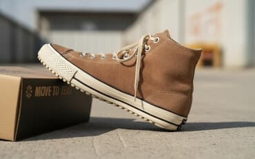 işlenmiş eşyalar: Original Converse Razmer 44/44.5 Yalniz WHATSAPP ile elaqe saxlayin — 1