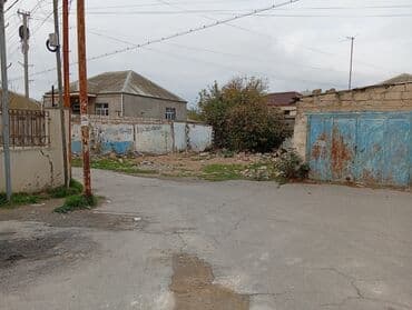 xacmaz torpaq bazarında: 3 sot, Tikinti — 9