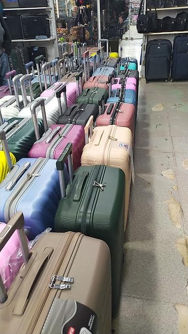 Qırılmayan cəmədanlar yenidir butun ölçülərdə və müxtəlif tədbirlərdə — 2