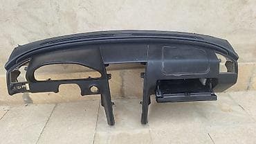 Məhsul: Avtomobil ön paneli (torpedo) Təsvir: - Rəng: Qara -