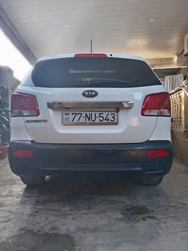 3 23 most: Kia Sorento: 2.4 l | 2012 il Krossover — 1
