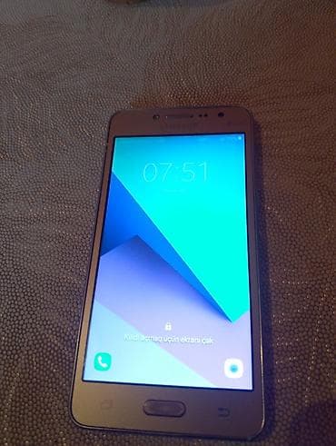 Видеоигры и приставки: Samsung Galaxy J2 2016, 8 ГБ, цвет - Золотой, Две SIM карты — 3