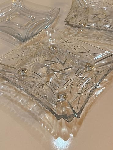 şuşe silen: Şüşə meyvə qabları dəsti her biri ayriliqda 15 azn Netimanov Genclik — 2