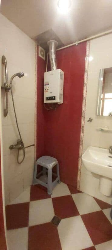 yeni gunəşlidə 1 otaqlı evlər: Binəqədi rayonu,7 mkr,Ankara şadlıq sarayının yanında,5 mərtəbəli — 9