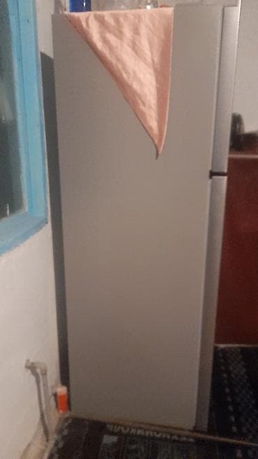 qaz sobası irşad: 2 qapılı Hisense Soyuducu Satılır, rəng - Boz — 3