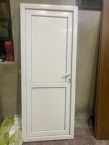 Plastik qapi.qiymet 80 man.olcu 80/2.05.unvan Dernegul Z.Bunyadov