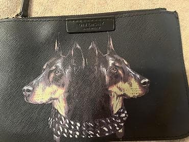 qara sumka: Klatç, Givenchy — 1