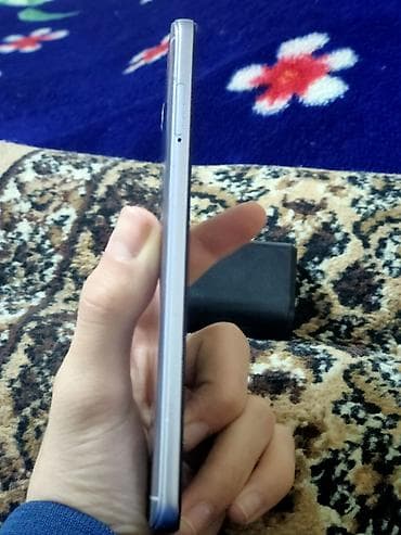 macbook çanta: Xiaomi smartfon - Model: Xiaomi Redmi Note 5A (arxa korpusda “mi” — 3