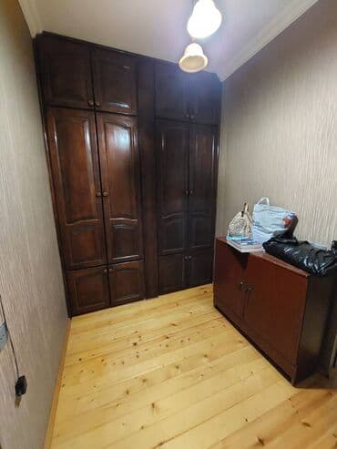 9 ci mikrorayon satilan evler: Bakı, 2 otaqlı, Köhnə tikili, 65 kv. m — 10