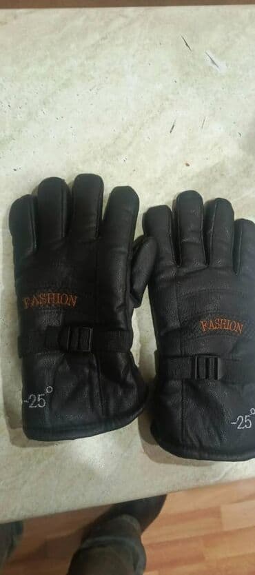 Köynəklər: Gloves — 2