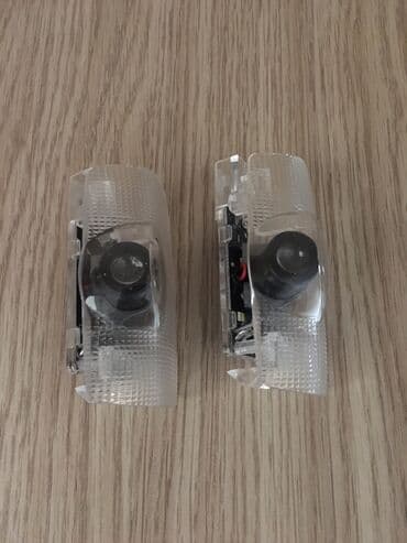 işıq generatoru: Toyota znaki qapini acanda yere işiq salir cutu 35 manat — 2