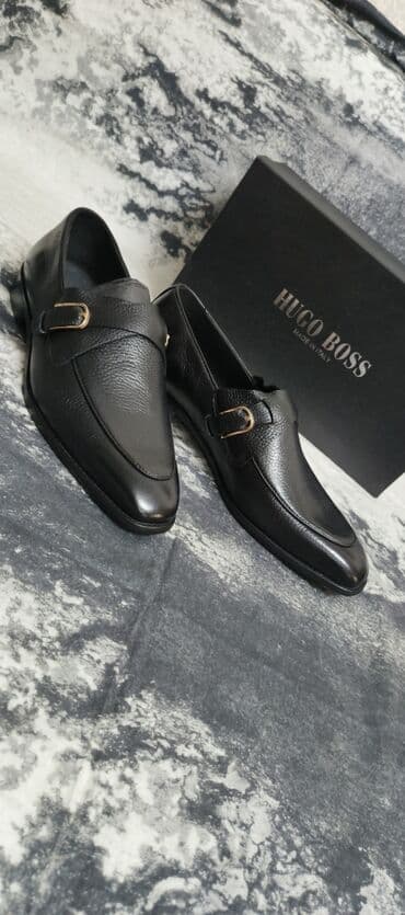 şaxta baba kişi kostyumları: Кожаная обувь Немецкого бренда Hugo BOSS Размер 43 Производство — 4