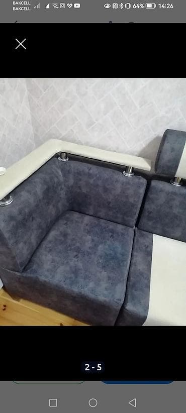 mini stol: Kuxna stol stulumu satıram. Stulun birinin üstü yanıb. Ama bele stolda — 10