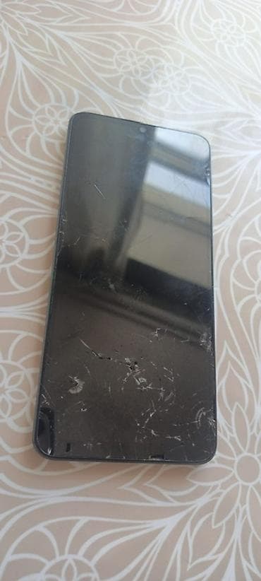 Redmi 13C, 128 GB, rəng - Boz, Qırıq — 2