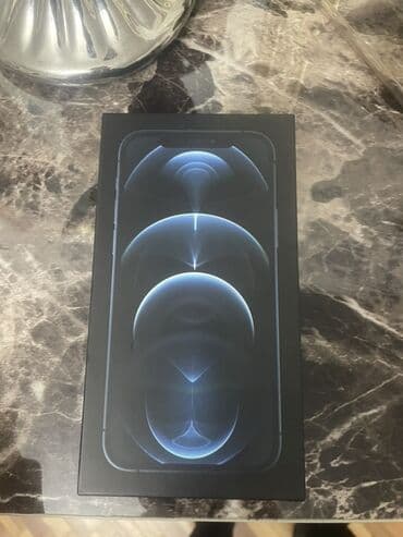 baş qırxan: IPhone 12 Pro, Pacific Blue, Face ID — 6