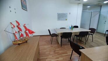 nerimanov icare obyekt: 28 may metrosuna yaxın plazanın icində 35kv sahəsi olan əşyali ofis — 4