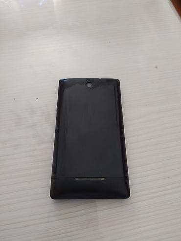 gps avto: Sony Xperia E, rəng - Qara, Düyməli — 2