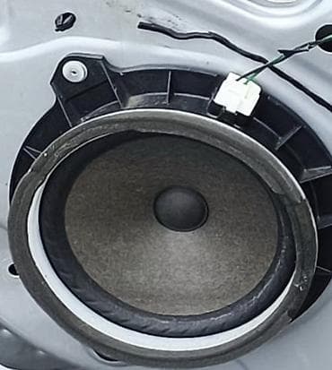 jbl az: JBL üstənçıxma orijinal kolonkası. Cəmi 3 ededdir. 3 ededi = 70 azn — 3